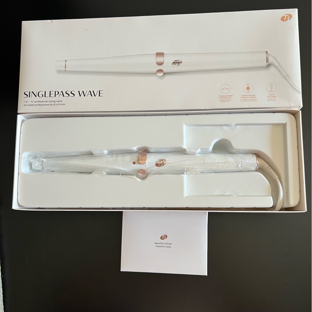 NEW IN BOX T3 SINGLE PASS WAVE PROFESSIONAL CERAMIC STYLING WAND - Picture 2 of 15